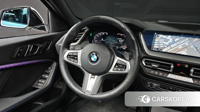 BMW 1 Series (F40) 2024 Белый из Кореи, фото 4