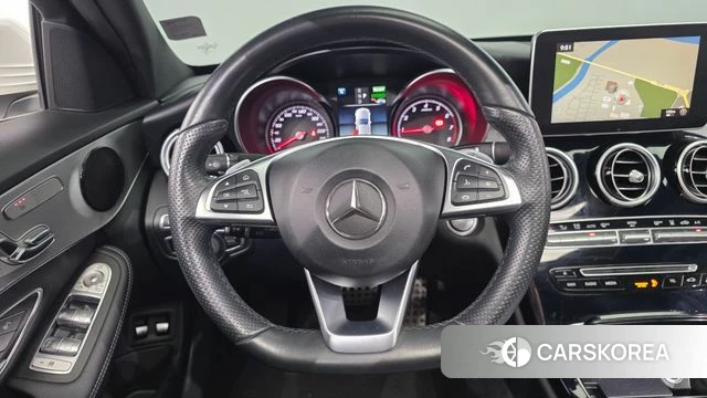 Mercedes-Benz C-Class W205 2018 Белый из Кореи, фото 4