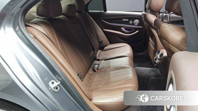 Mercedes-Benz E-Class W213 2020 Серый из Кореи, фото 4