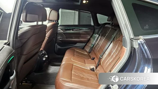 BMW 6 Series GT (G32) 2022 Черный из Кореи, фото 4