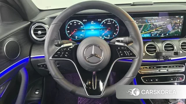 Mercedes-Benz E-Class W213 2023 Белый из Кореи, фото 4