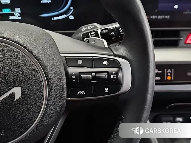 Kia Sportage 5th Generation Hybrid 2024 Белый из Кореи, фото 4