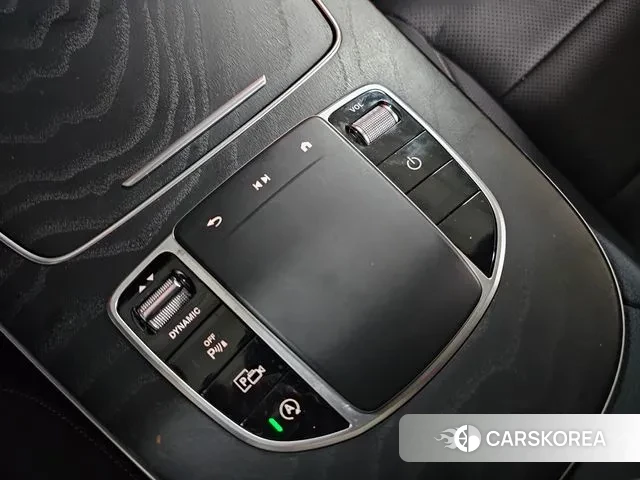 Mercedes-Benz E-Class W213 2023 Белый из Кореи, фото 4