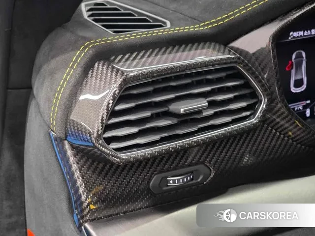 Lamborghini Urus 2024 Небесно-голубой из Кореи, фото 4