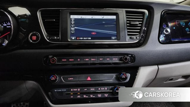 Kia The New Carnival 2018 Белый из Кореи, фото 4