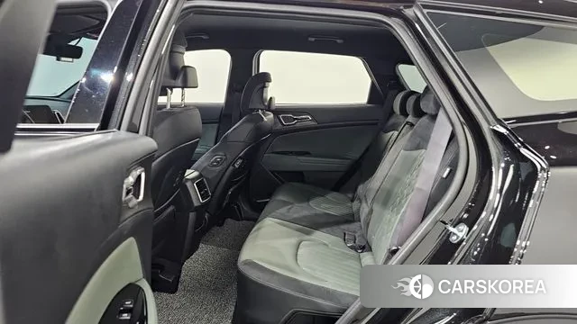 Kia Sportage 5th Generation Hybrid 2024 Черный из Кореи, фото 4