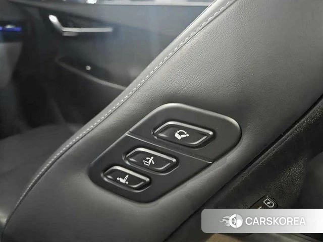 Kia EV6 2021 Черный из Кореи, фото 4