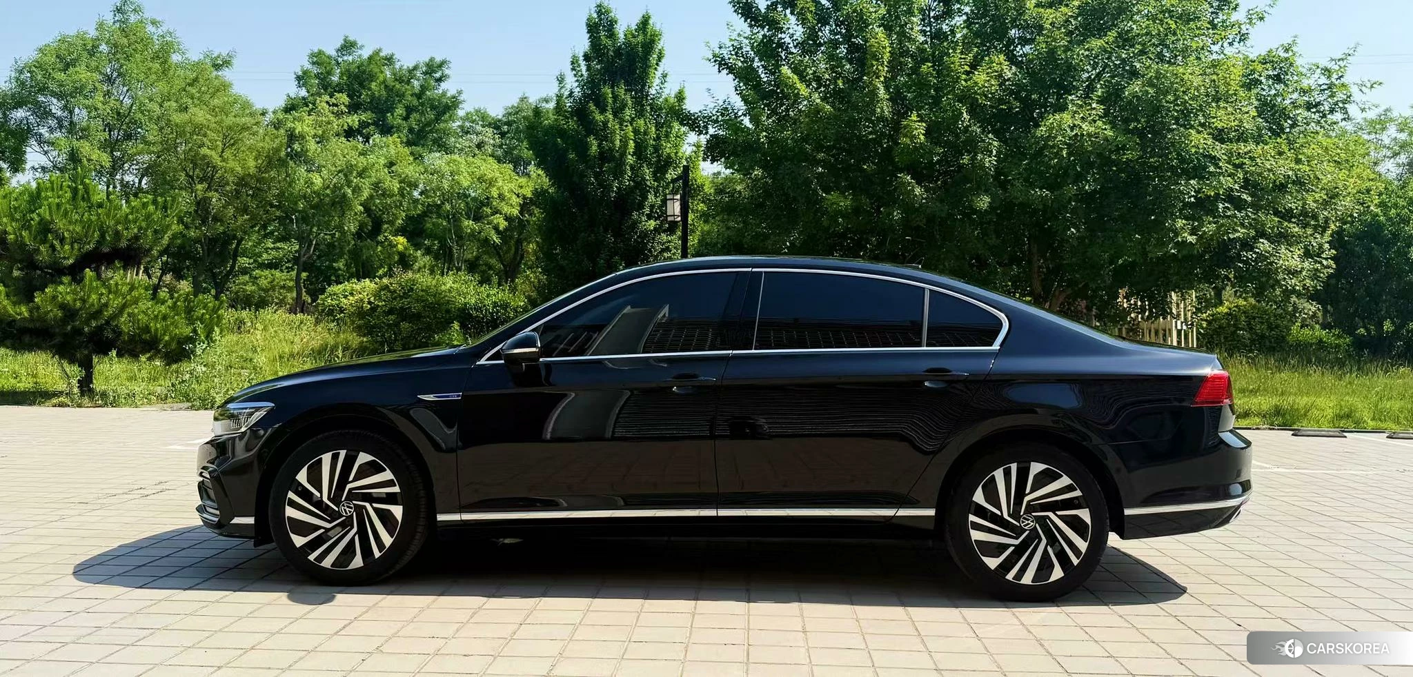 Volkswagen Magotan PHEV 2021 Черный из Китая, фото 4