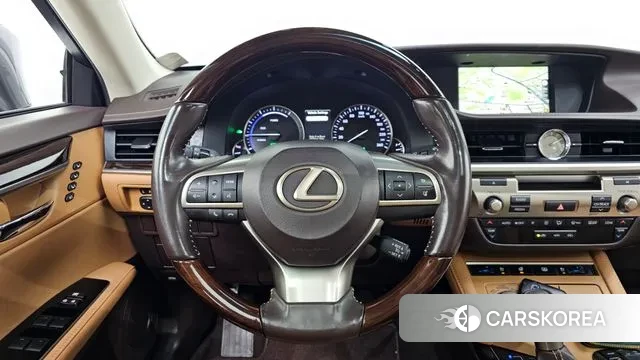 Lexus New ES300h 2018 Серый из Кореи, фото 4