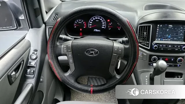 Hyundai The New Grand Starex 2018 Белый из Кореи, фото 4