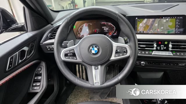 BMW 1 Series (F40) 2021 Черный из Кореи, фото 4