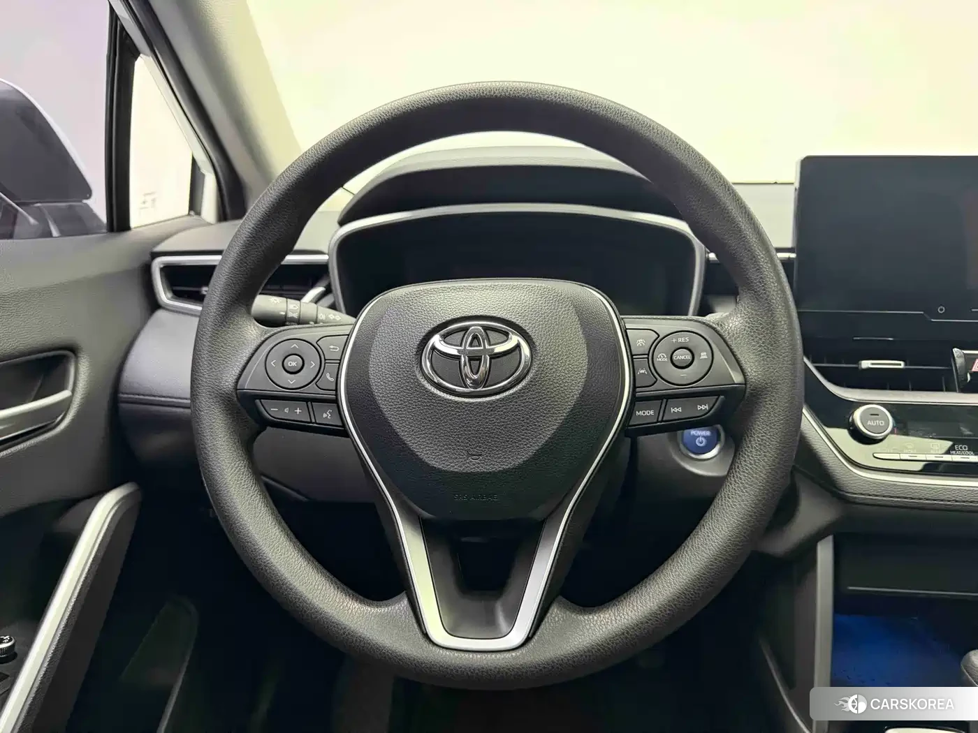 Toyota Frontlander 2024 Белый из Китая, фото 4