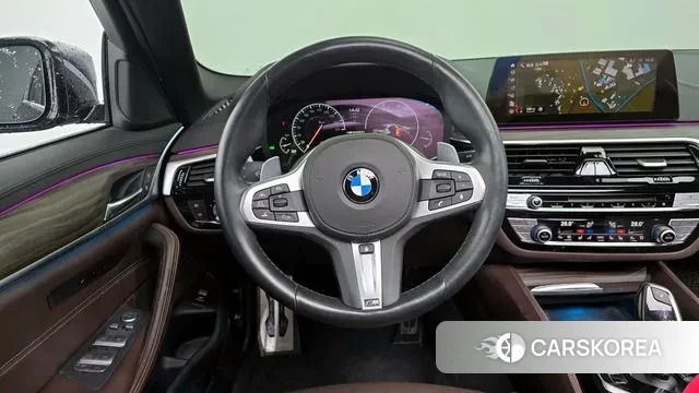 BMW 5 Series (G30) 2019 Черный из Кореи, фото 4