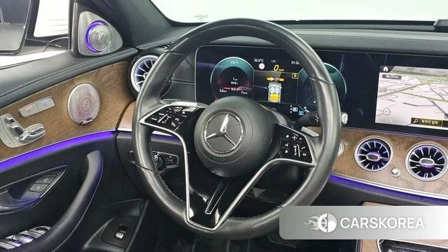 Mercedes-Benz E-Class W213 2022 Белый из Кореи, фото 4