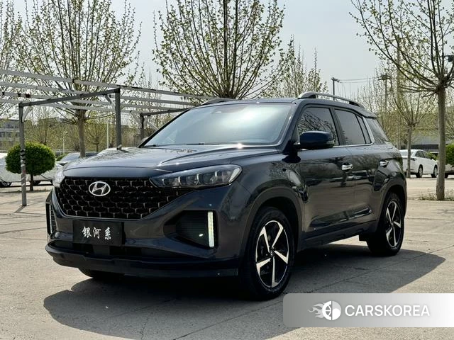 Hyundai ix35 2021 Темно-серый из Китая, фото 4
