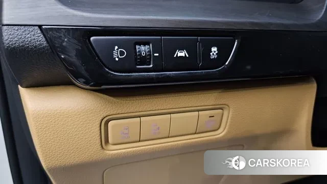 Kia Carnival 4th generation 2023 Белый из Кореи, фото 4