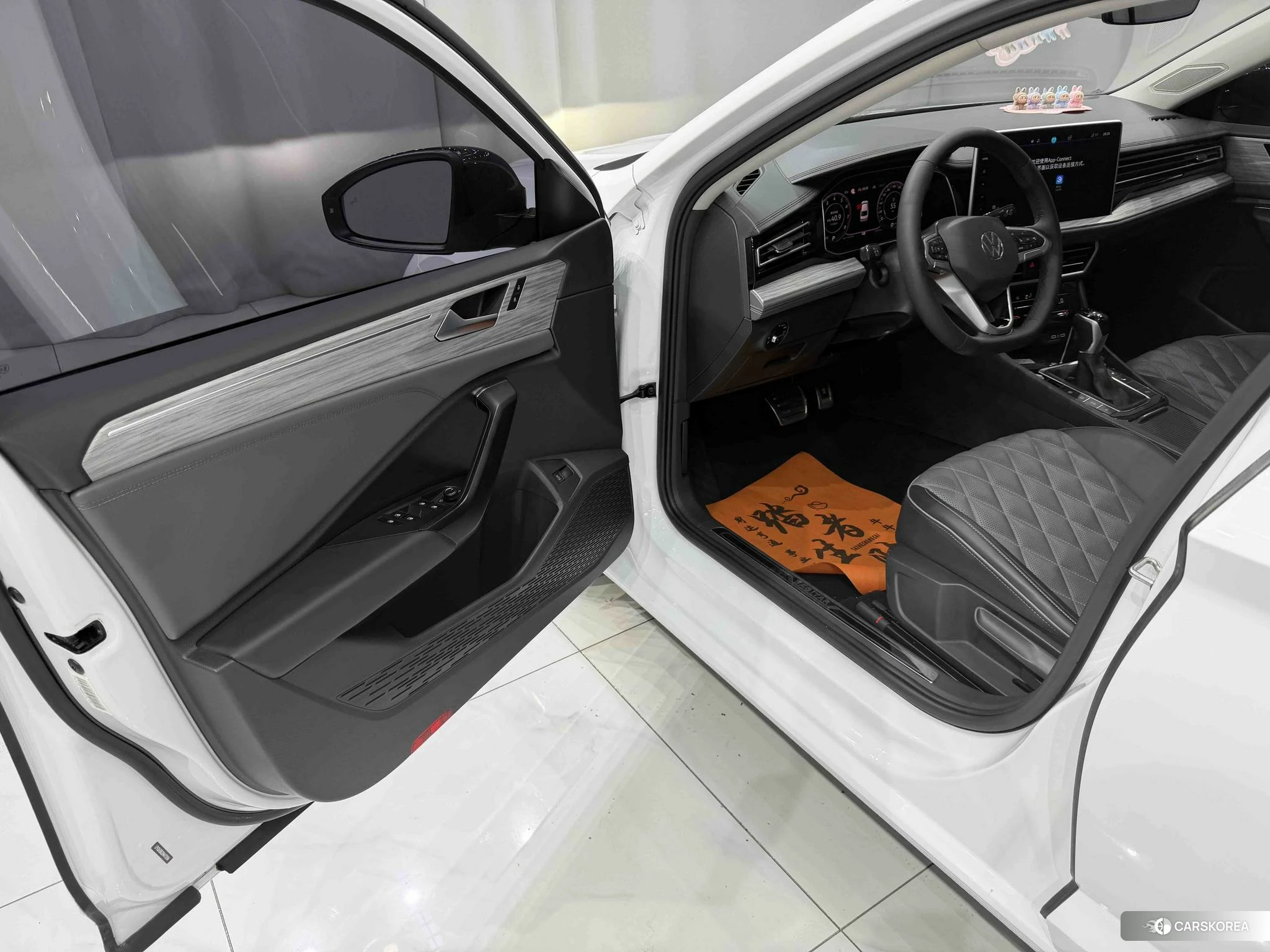 Volkswagen Sagitar 2022 Белый из Китая, фото 4