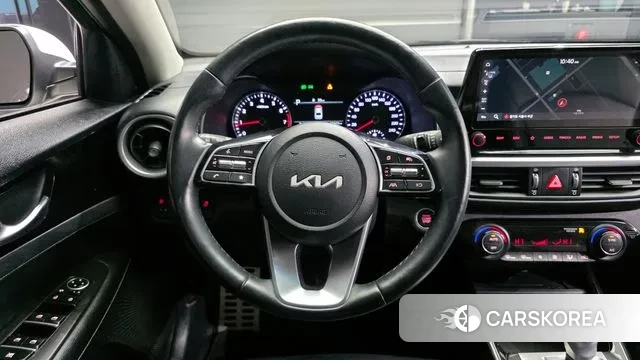 Kia The New K3 2nd generation 2022 Белый из Кореи, фото 4