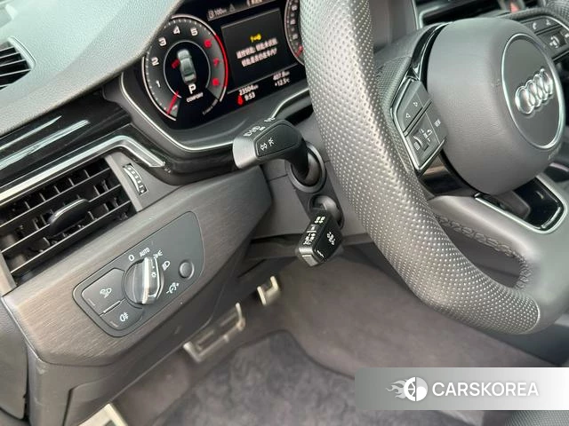 Audi A4L 2024 Темно-серый из Китая, фото 4