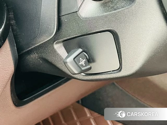 BMW 5 series PHEV id 4210303 из Китая 4