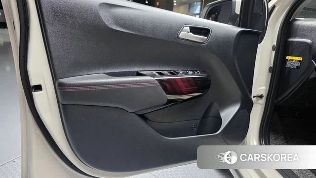 Kia Morning Urban (JA) 2022 Жемчужный цвет из Кореи, фото 4