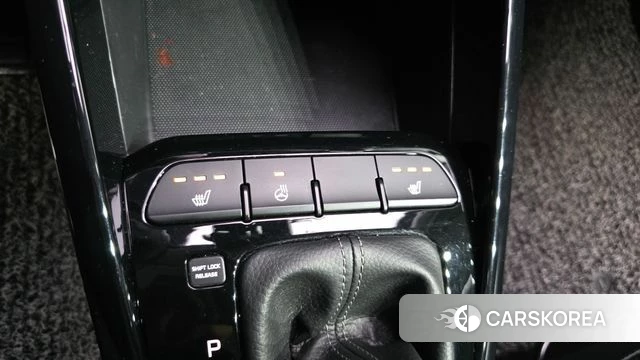 Kia Stonic 2018 Синий из Кореи, фото 4