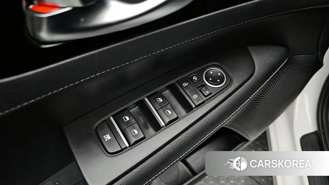 Kia The New K3 2nd generation 2024 Белый из Кореи, фото 4