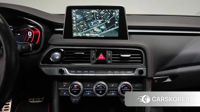 Genesis G70 2018 Черный из Кореи, фото 4