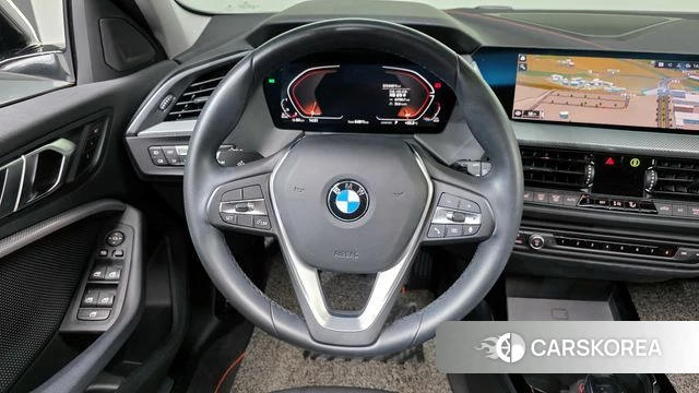 BMW 1 Series (F40) 2021 Белый из Кореи, фото 4
