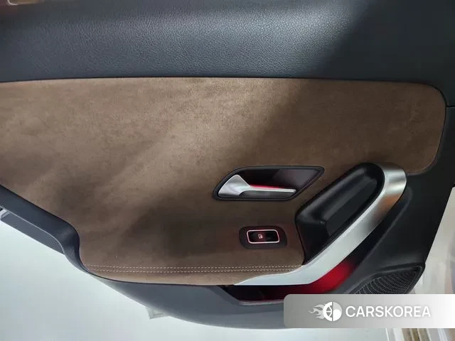 Mercedes-Benz A-Class W177 2024 Белый из Кореи, фото 4