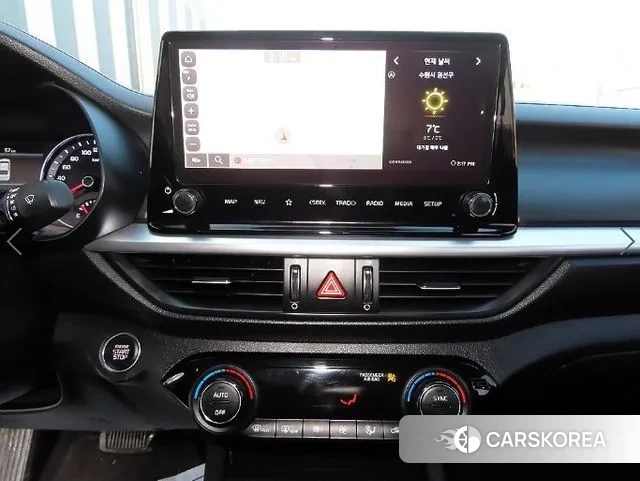 Kia The New K3 2nd generation 2022 Белый из Кореи, фото 4