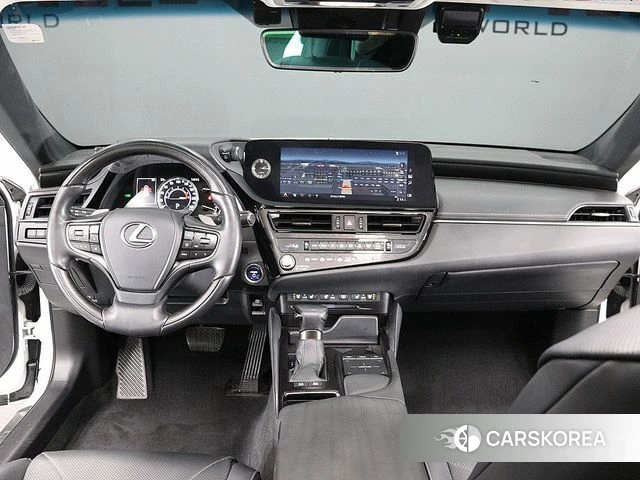 Lexus ES300h 7th generation 2022 Белый из Кореи, фото 4