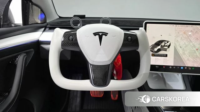 Tesla Model Y 2024 Белый из Кореи, фото 4