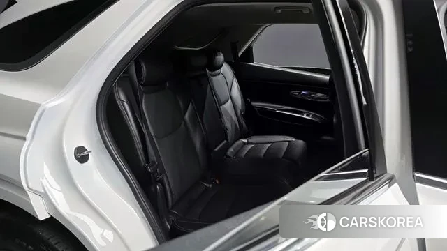 Genesis GV70 2023 Белый из Кореи, фото 4