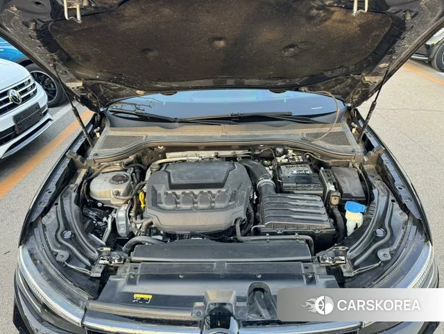 Volkswagen Passat 2025 Черный из Китая, фото 4