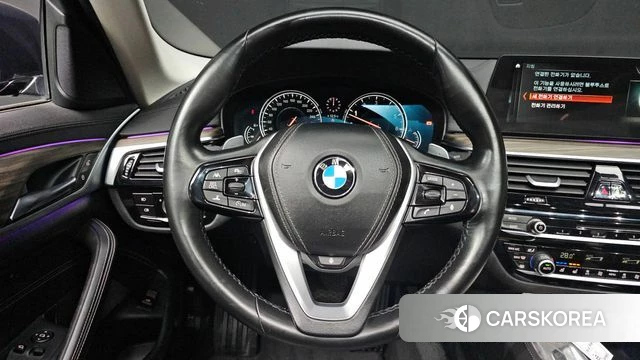 BMW 5 Series (G30) 2018 Синий из Кореи, фото 4