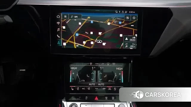 Audi e-Tron 2021 Черный из Кореи, фото 4