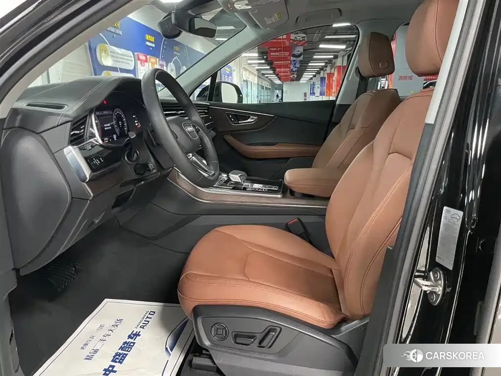 Audi Q7 2024 Черный из Китая, фото 5