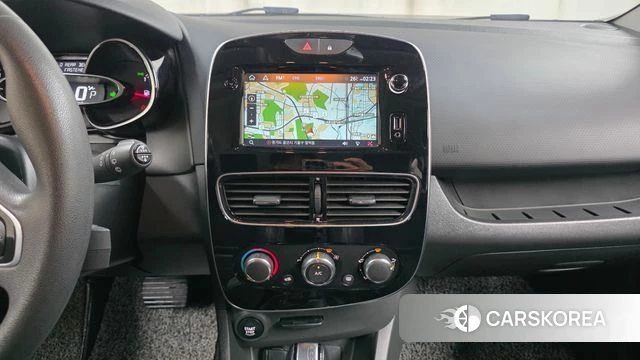 Renault Korea (Samsung) Clio 2018 Серебряный из Кореи, фото 4