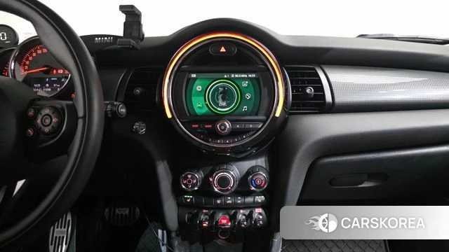 Mini Cooper 2020 Жемчужный цвет из Кореи, фото 4