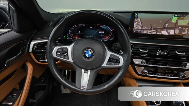 BMW 5 Series (G30) 2023 Черный из Кореи, фото 4