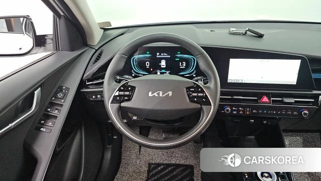Kia Di Ol Nu Niro 2023 Белый из Кореи, фото 4