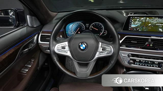 BMW 7 Series (G11) 2018 Синий из Кореи, фото 4