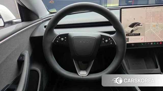Tesla Model 3 2024 Белый из Кореи, фото 4