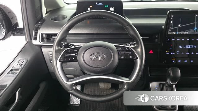 Hyundai Staria 2023 Серебряный из Кореи, фото 4