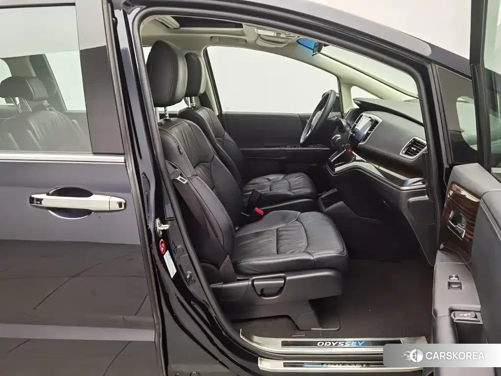 Honda Odyssey 2021 Черный из Китая, фото 4
