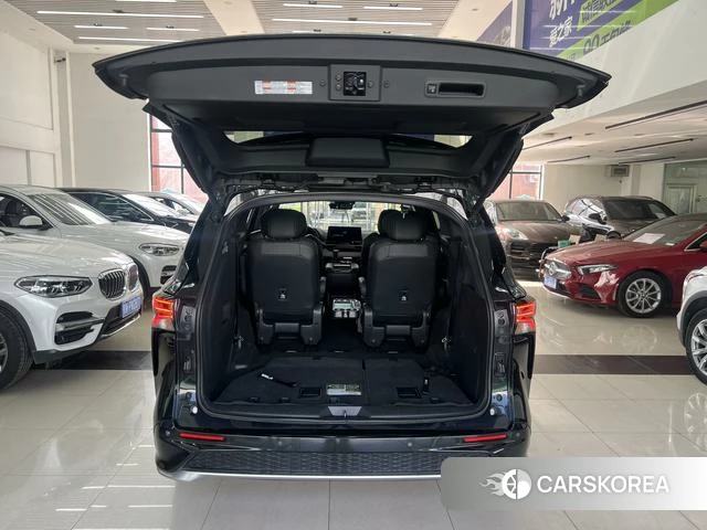 Toyota Grevia 2024 Черный из Китая, фото 4