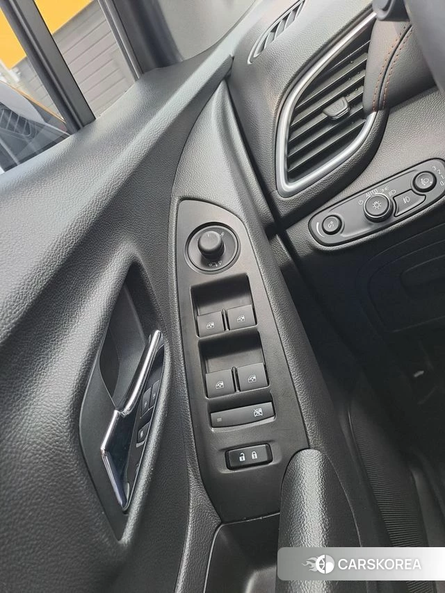 Chevrolet (GM Daewoo) The New Trax 2021 Белый из Кореи, фото 4