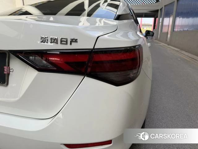 Nissan Xuan Yi 2021 Белый из Китая, фото 4