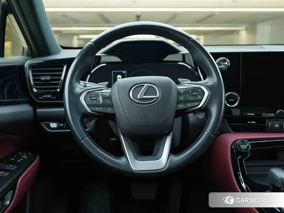Lexus NX 2023 Silver/gray из Китая, фото 4
